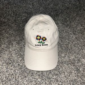 Love Wins hat